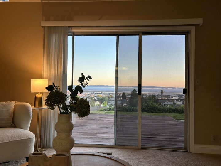 Property Photo:  43499 Southerland Way  CA 94539 