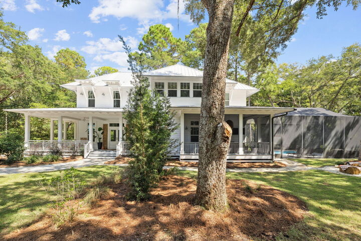 Property Photo:  207 Bay Trce  FL 32459 