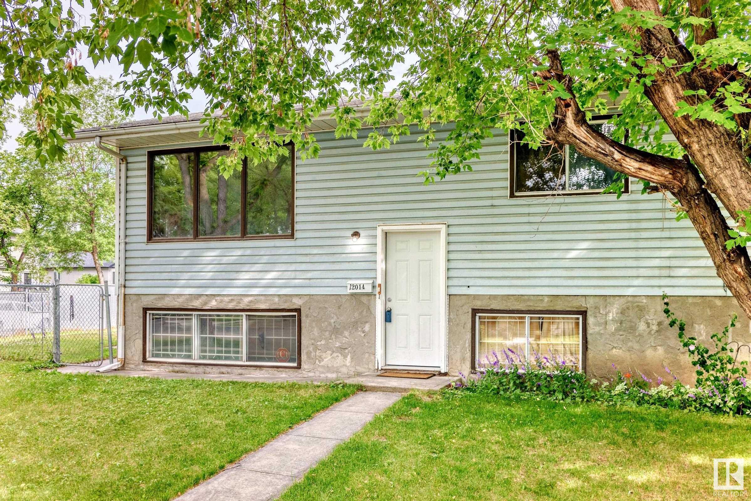 12014 128 Avenue NW  Edmonton AB T5E 6J5 photo