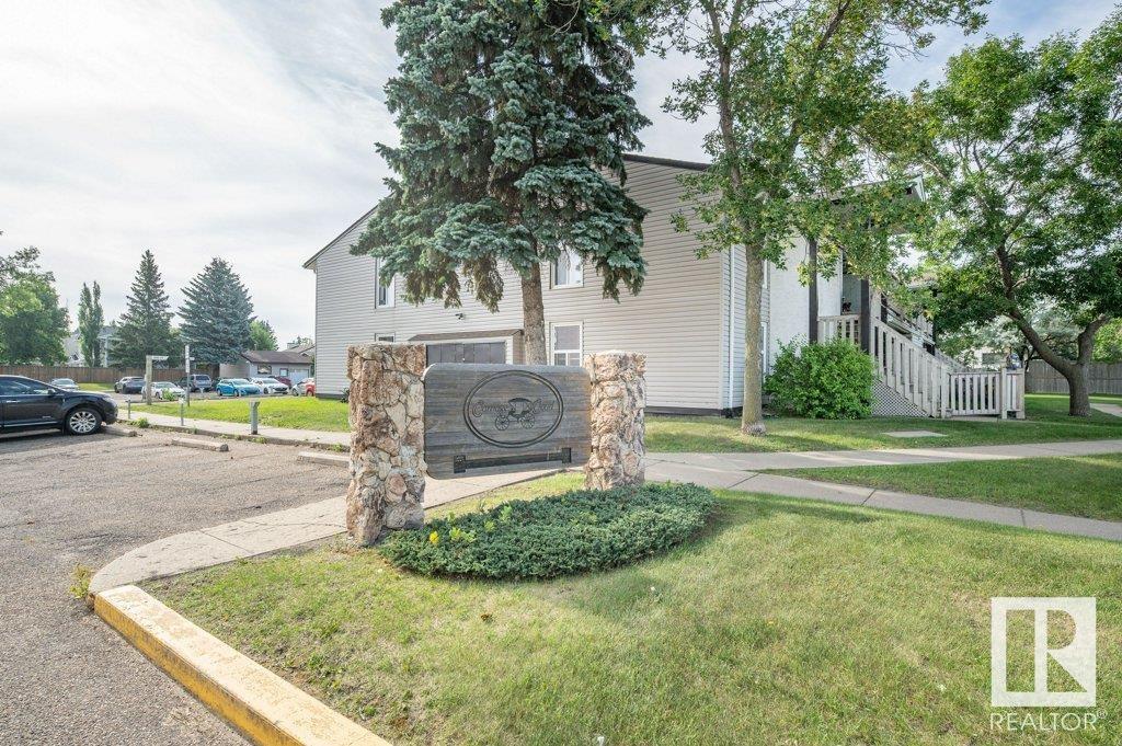 Property Photo:  15017 26 Street NW  AB T5Y 2G6 
