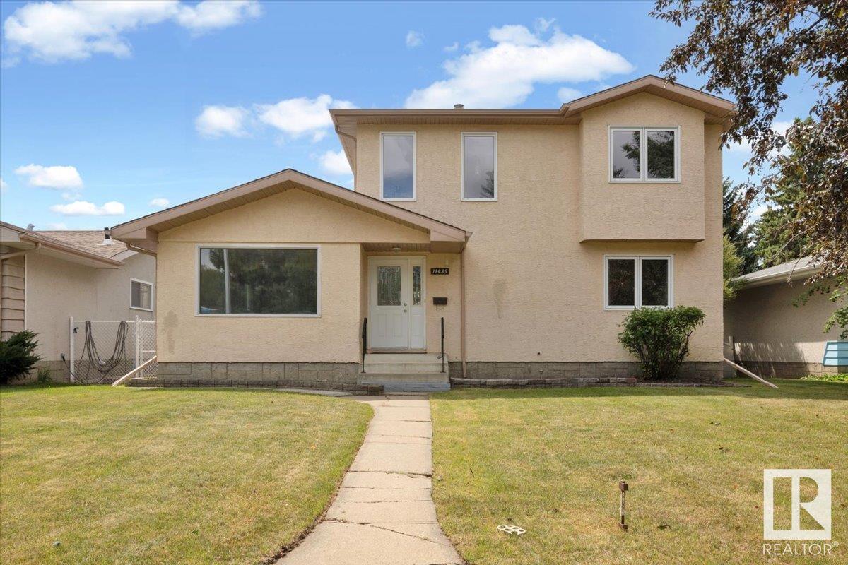Property Photo:  11435 37A Avenue NW  AB T6J 0J6 