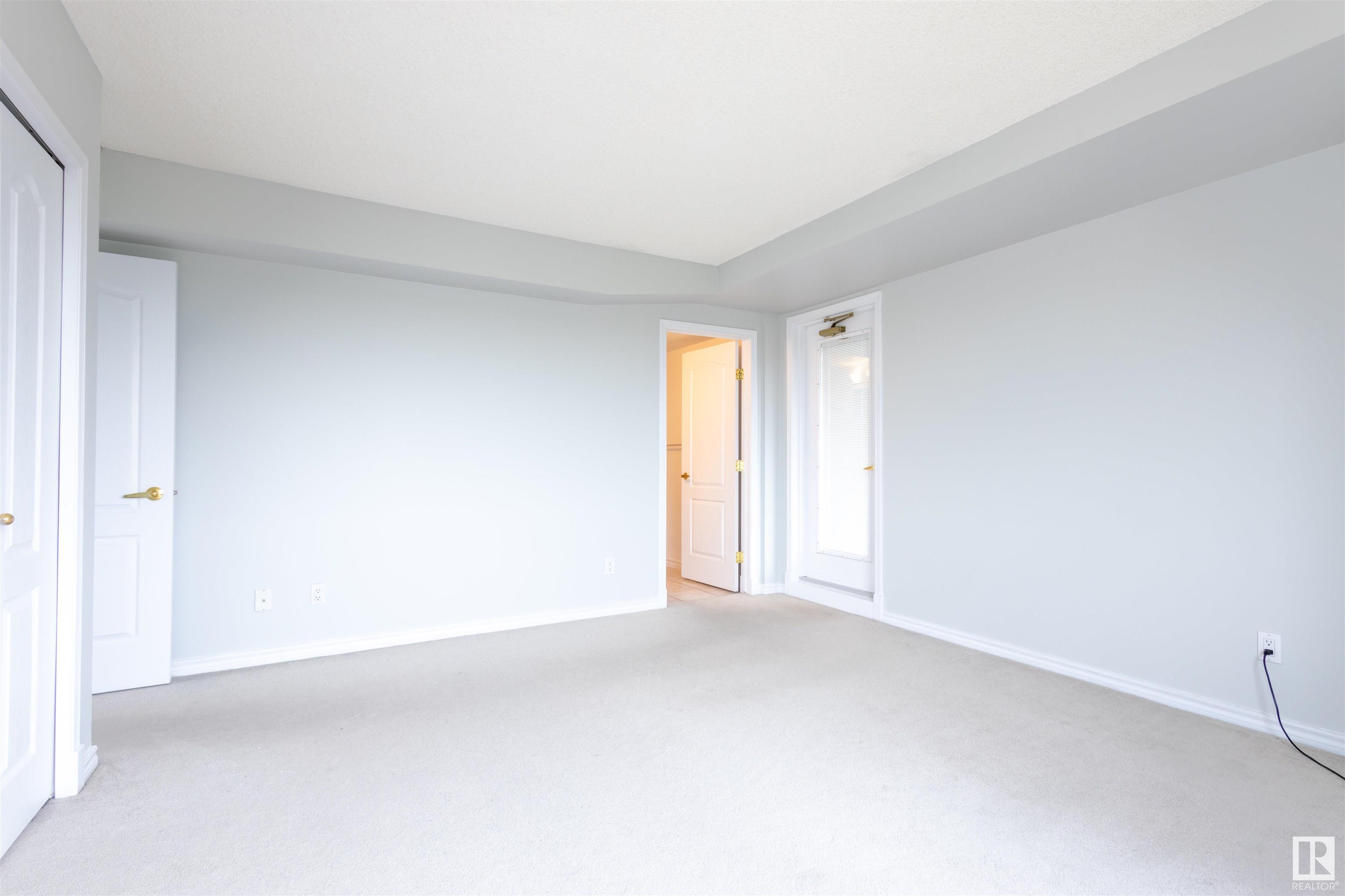 10649 Saskatchewan Drive NW 1101  Edmonton AB T6E 6S8 photo