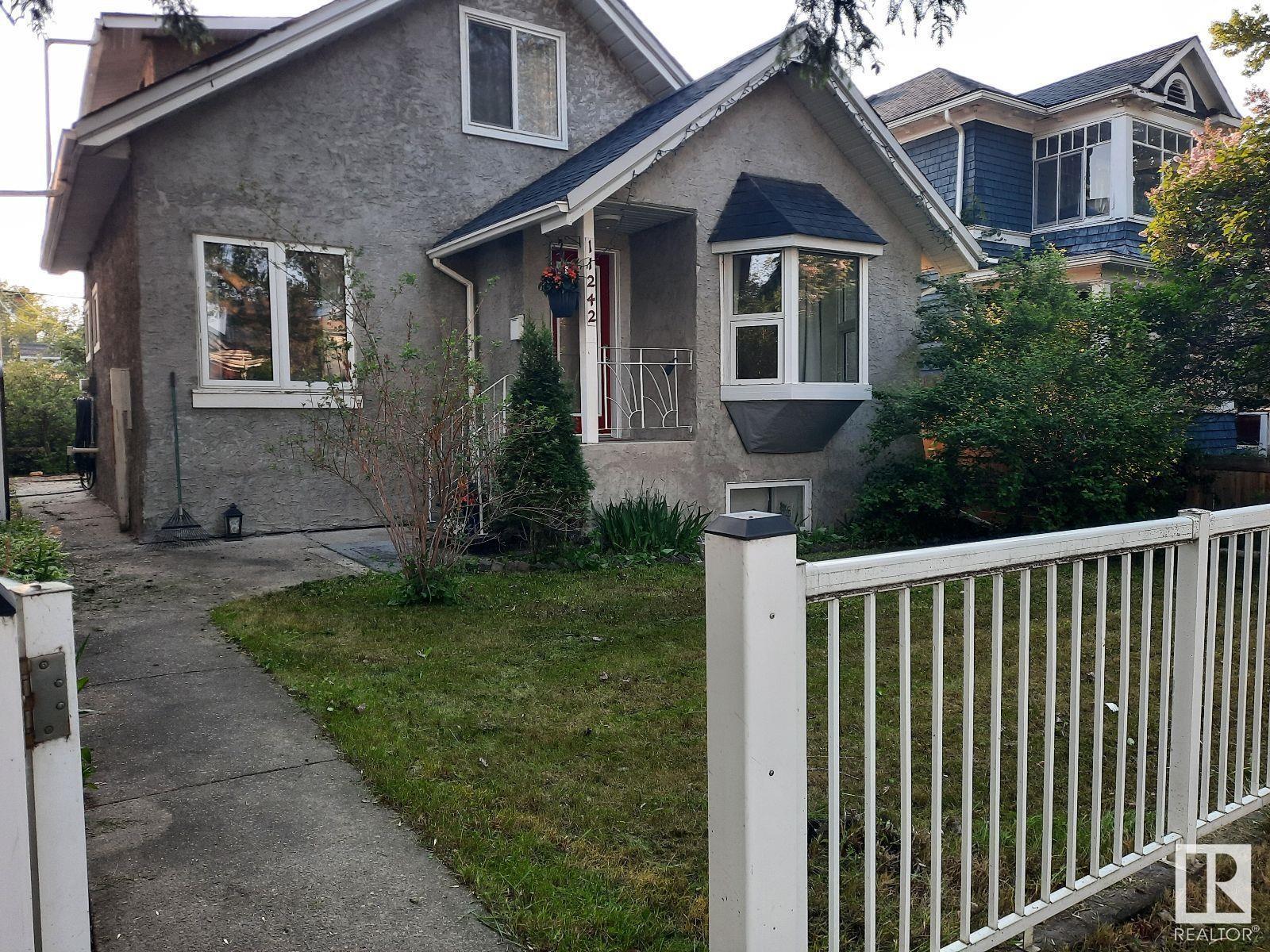 11242 95A Street NW  Edmonton AB T5G 1N8 photo