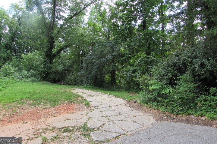 Property Photo: 1150 Hunter Place Northwest GA 30314
