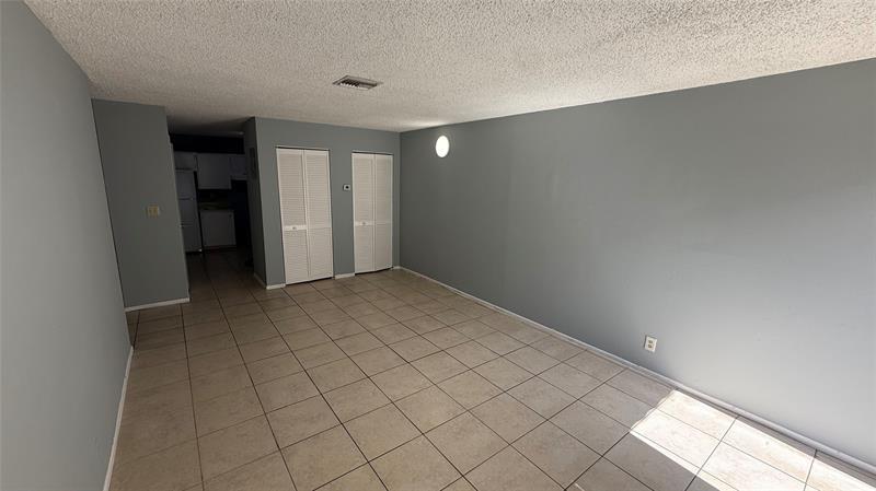 Property Photo:  5331 NW 18th Pl 5331  FL 33313 