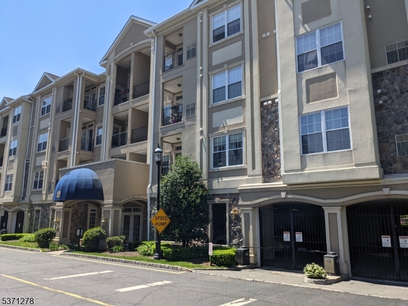 6303 Harcourt Rd 173  Clifton City NJ 07013 photo