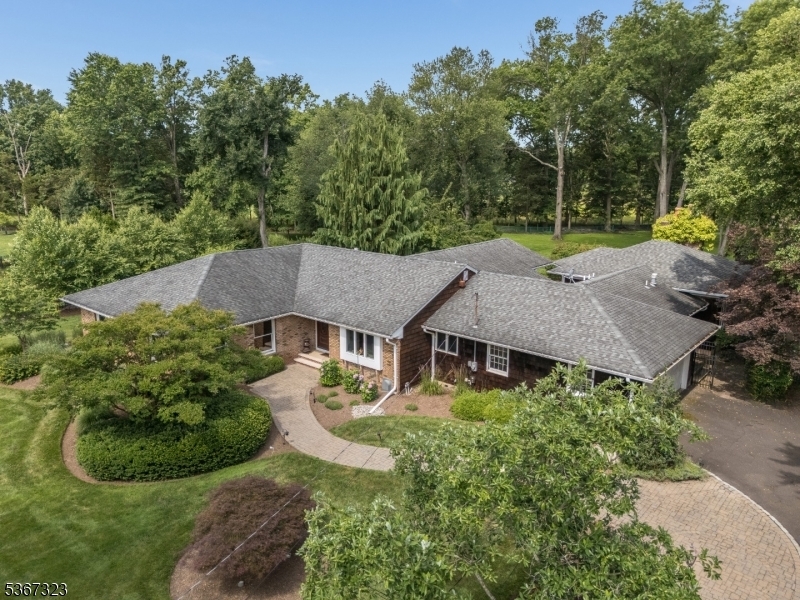 6 Fairway Ct  Bridgewater Twp. NJ 08807 photo