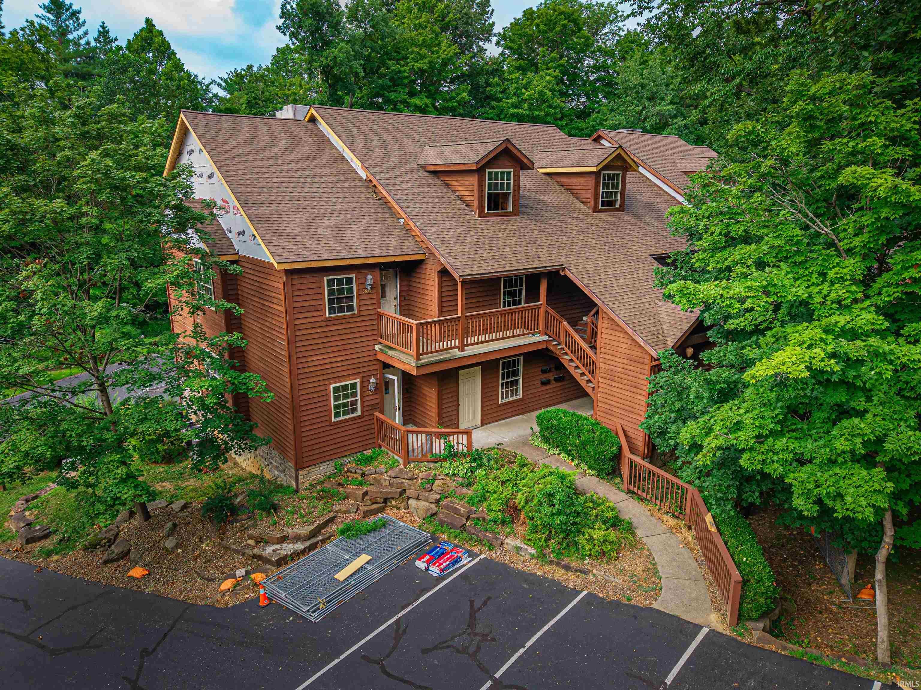 Property Photo:  5633 Forest Avenue  IN 47712 
