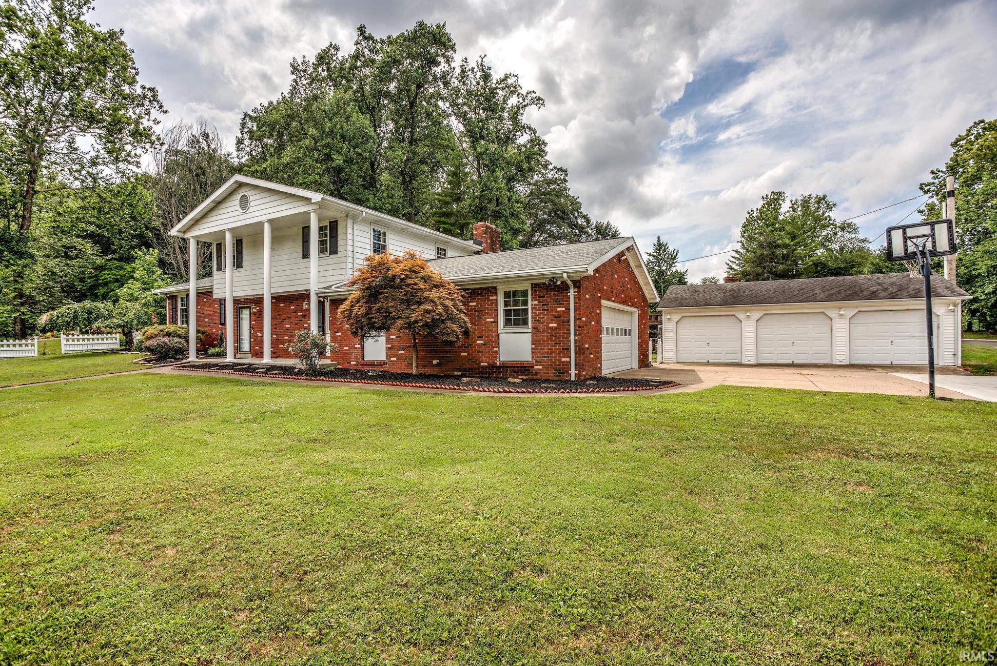 Property Photo: 8122 Larch Lane IN 47710