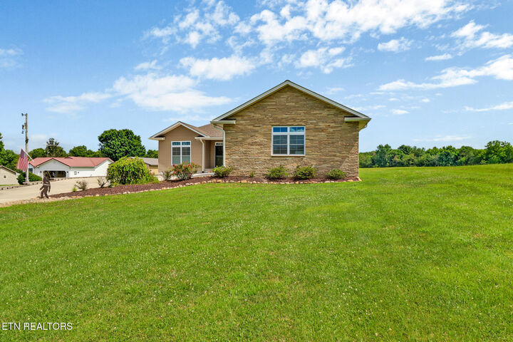 Property Photo:  1432 Sawmill Rd.  TN 38555