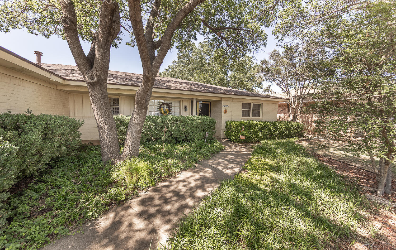 Property Photo:  4102 70th Street  TX 79413 