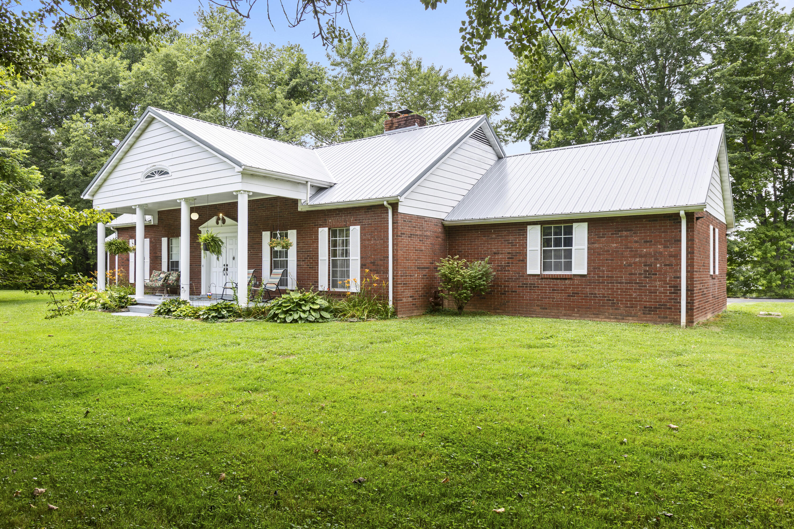 Property Photo: 77 Fannin Lane KY 41179