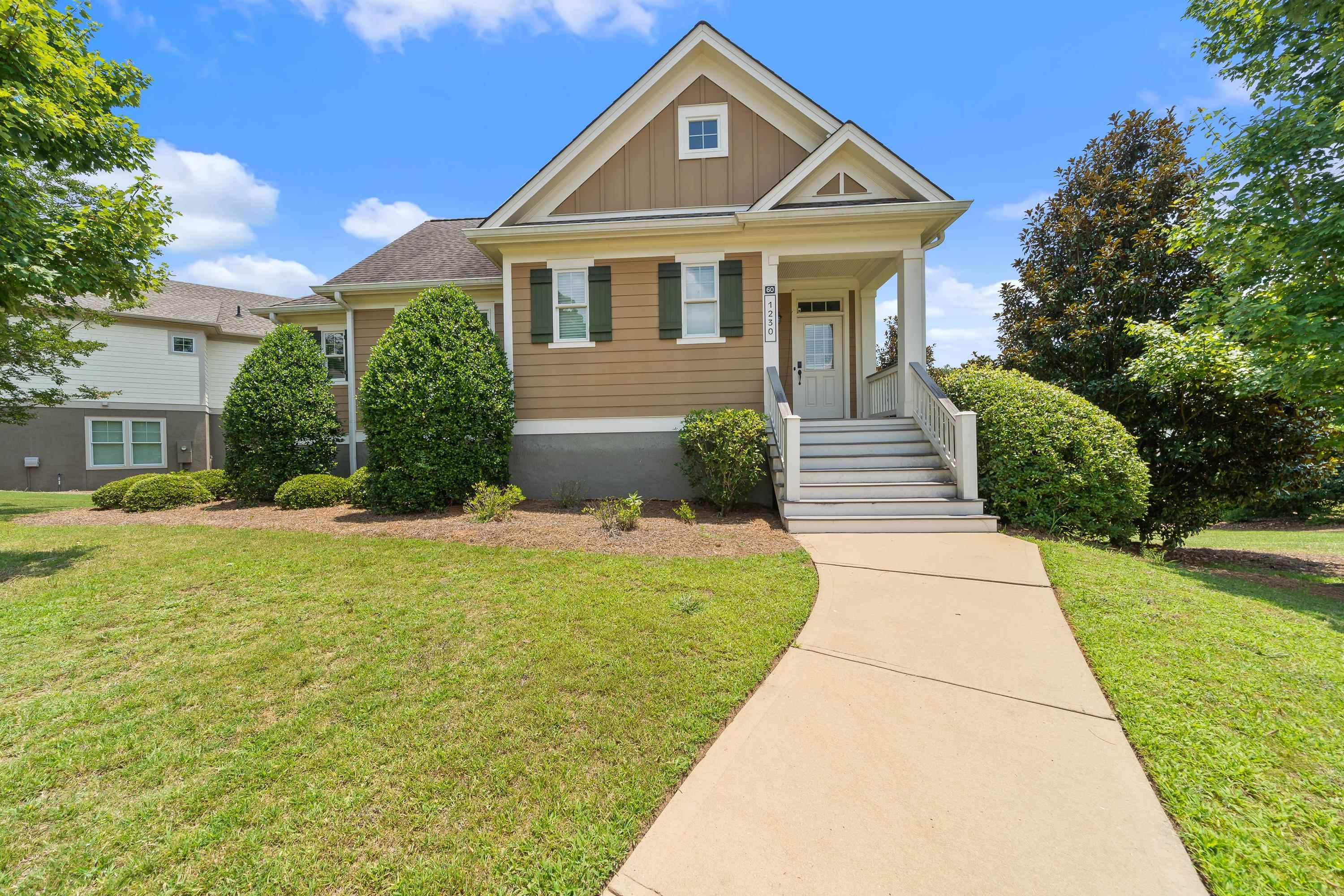 Property Photo: 1230 Landing Drive GA 30642
