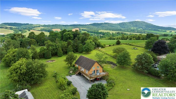 8454 Kings Highway  Lynn Twp PA 19529 photo