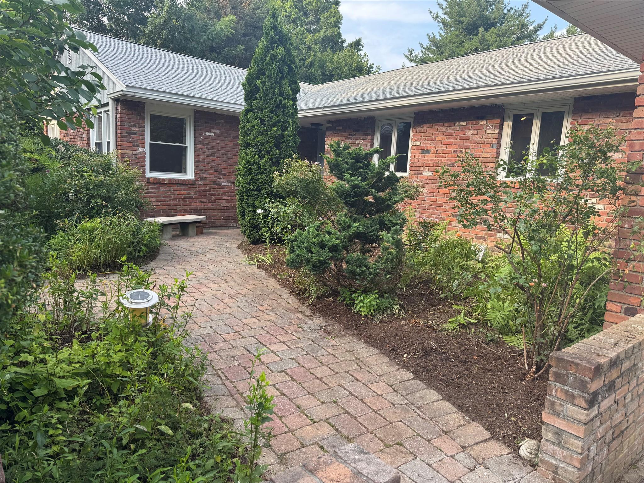 Property Photo: 4 James Way NY 10527