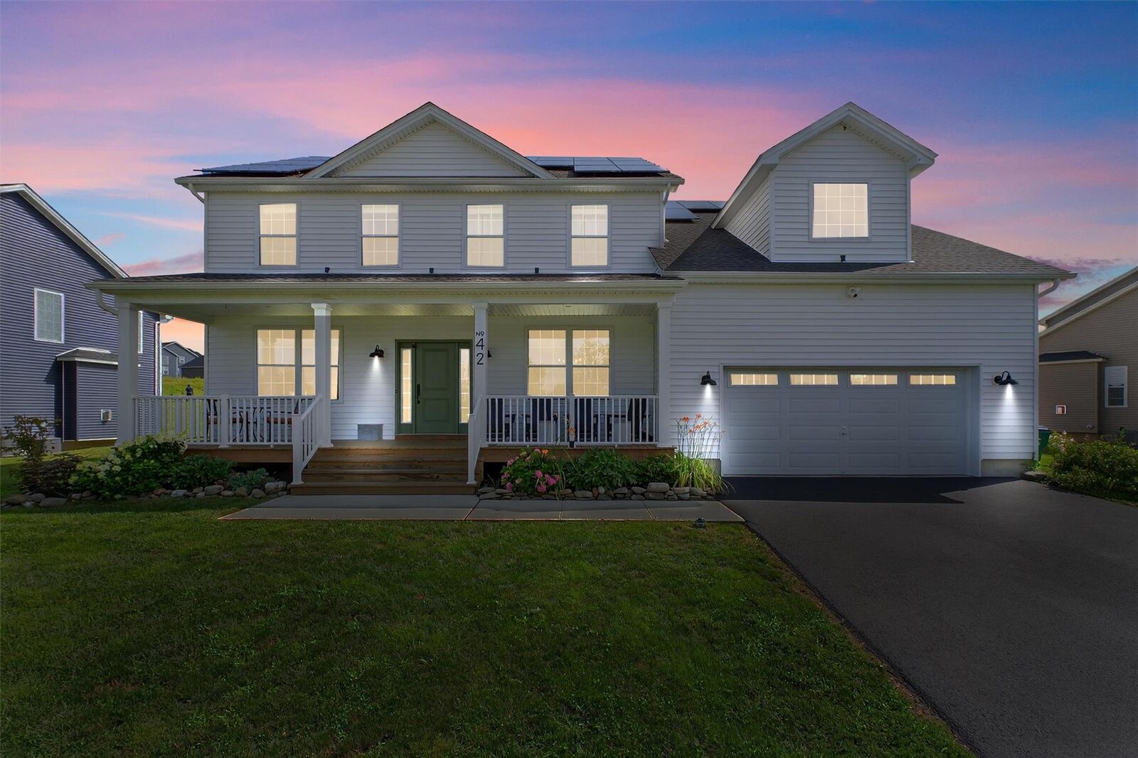 Property Photo:  42 Kensington Lane  NY 12603 