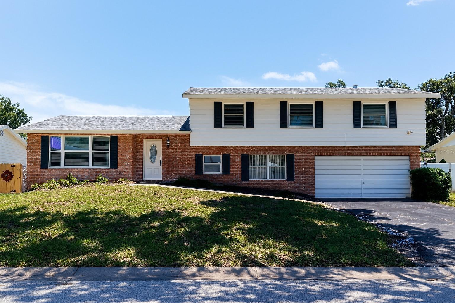 Property Photo: 8501 141st Street FL 33776