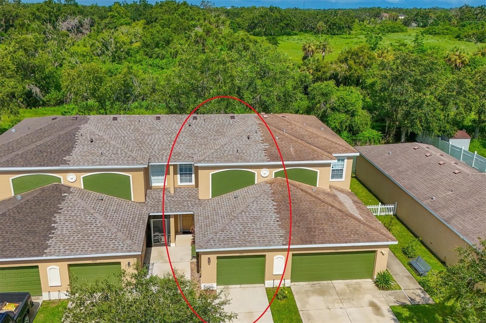 Property Photo:  2513 28th Avenue E  FL 34221 