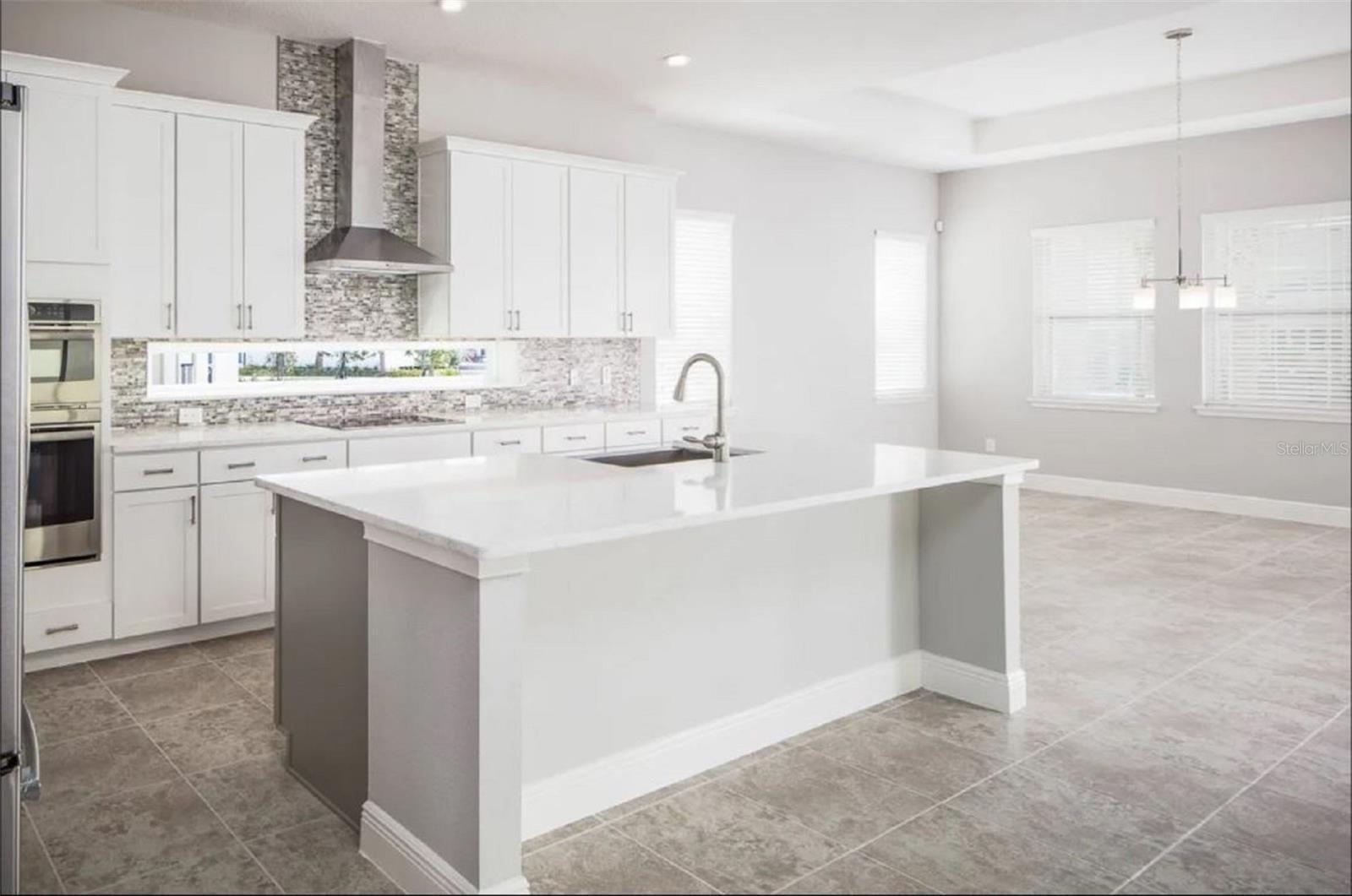 Property Photo: 10239 Dulbecco Street FL 32827