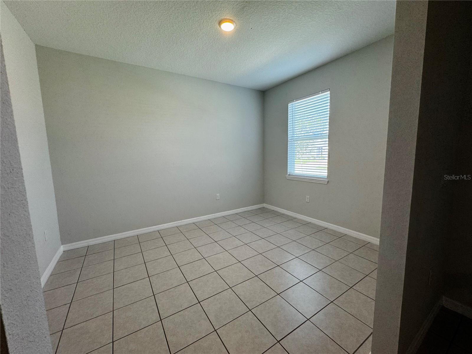 Property Photo: 1591 Pines End Place FL 34771