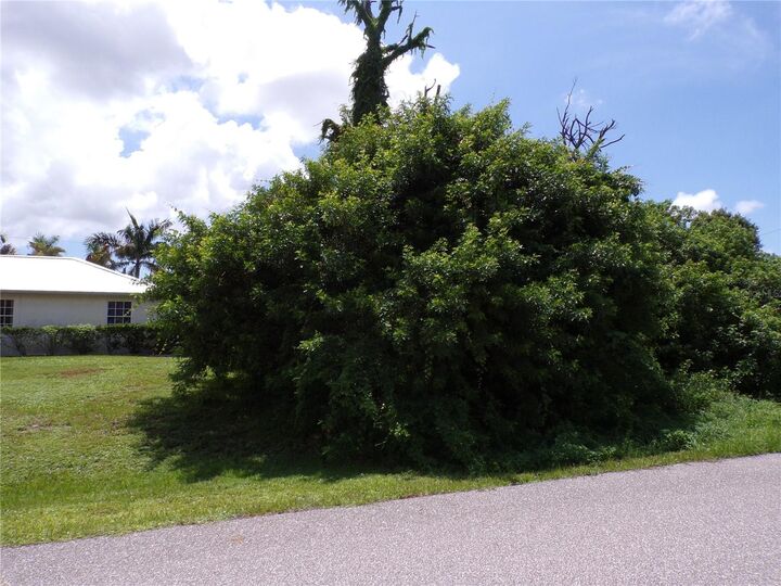 Property Photo: 2466 Fourwind Street FL 33948