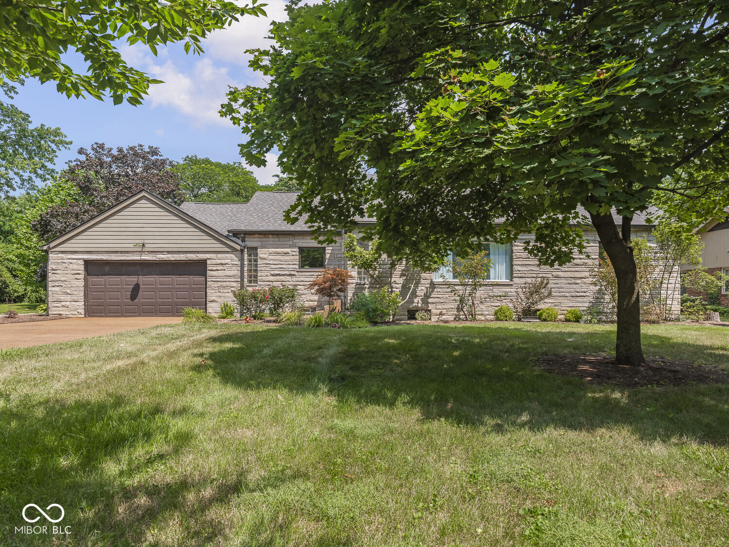 Property Photo:  6685 E Pleasant Run Parkway S Drive  IN 46219 