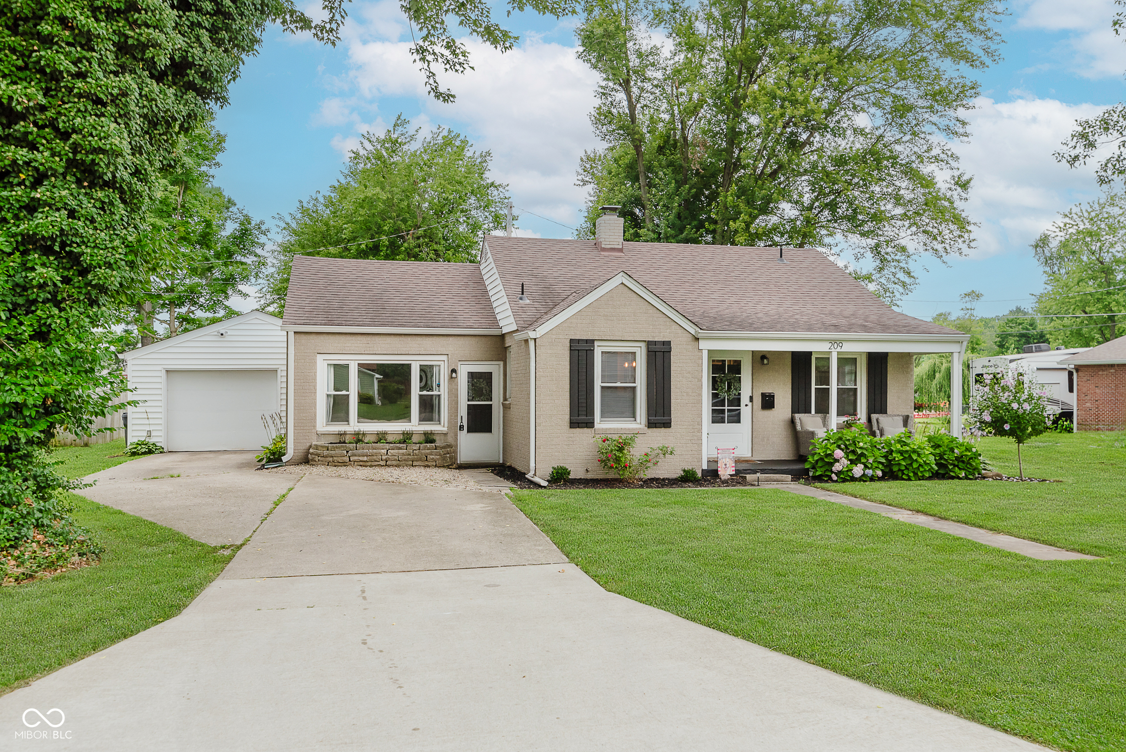 Property Photo: 209 N John Street IN 46064