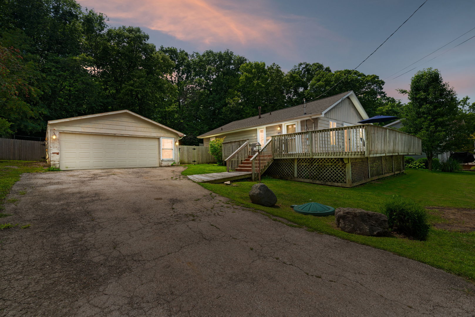 Property Photo:  35W493 Riverside Drive  IL 60174 