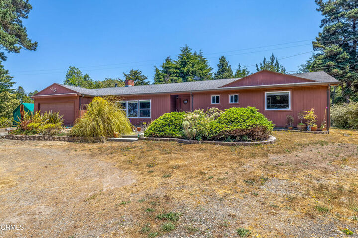 Property Photo: 18841 Lahmon Lane CA 95437