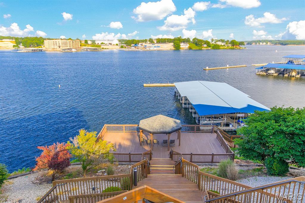 Property Photo: 4897 Bridgepointe Drive 443 MO 65065