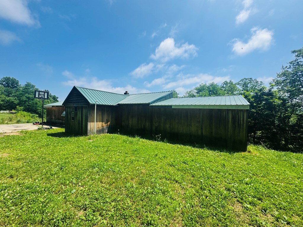 Property Photo: 94 Old Mill Park Rd PA 18848