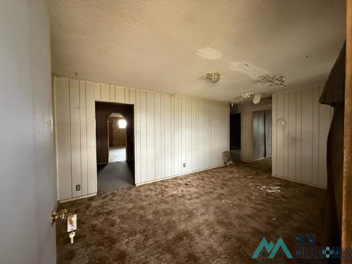 Property Photo: 2606 Davis Street NM 88220