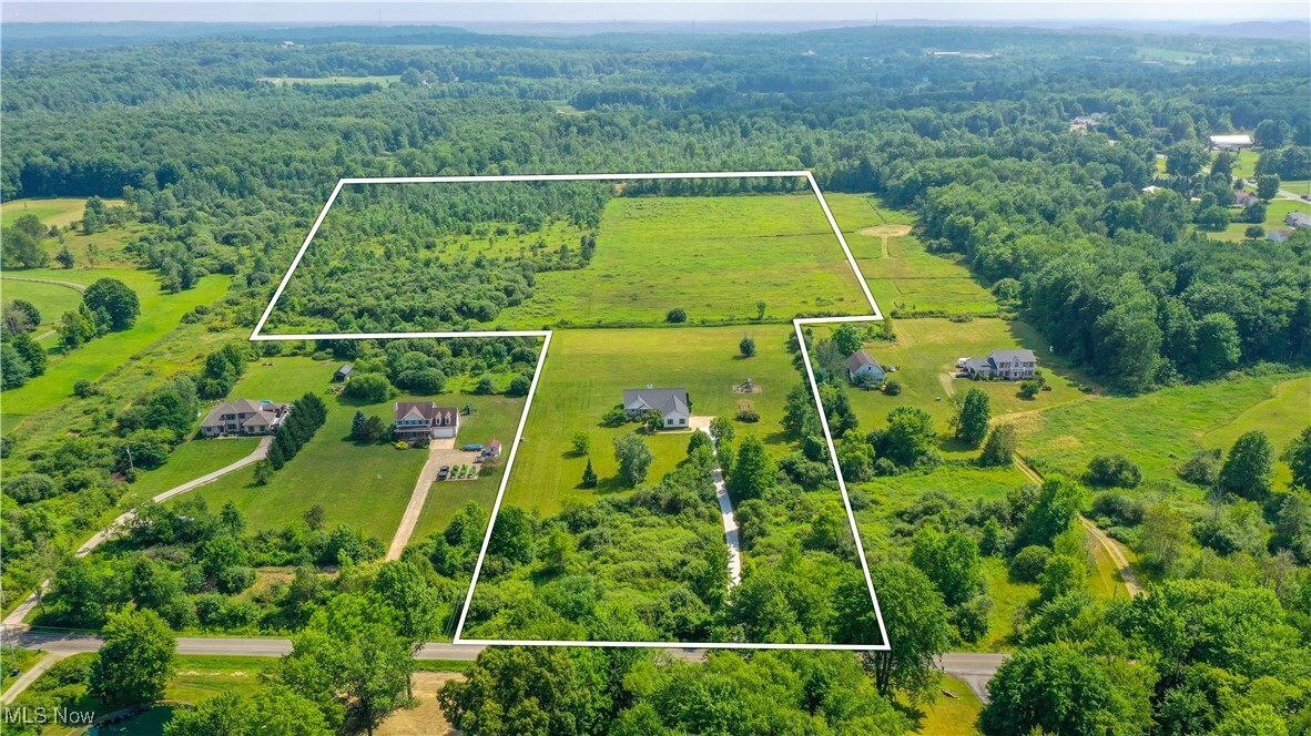 Property Photo: 4840 Wayne Road OH 44255