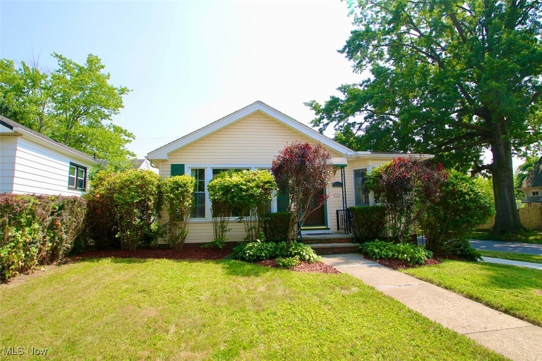 Property Photo: 8204 Grand Division Avenue OH 44125