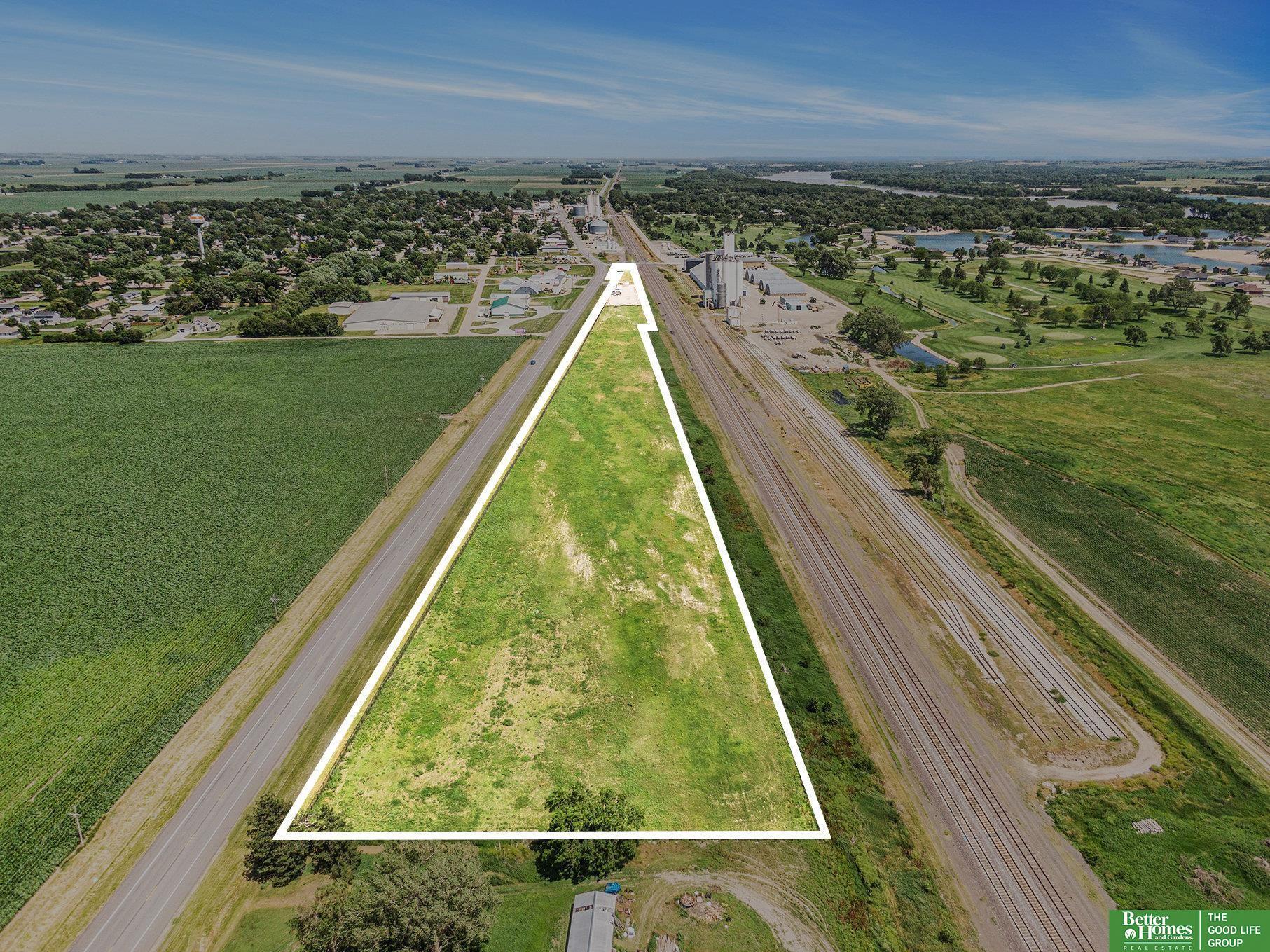 Property Photo: 1099 W 6 Street NE 68649