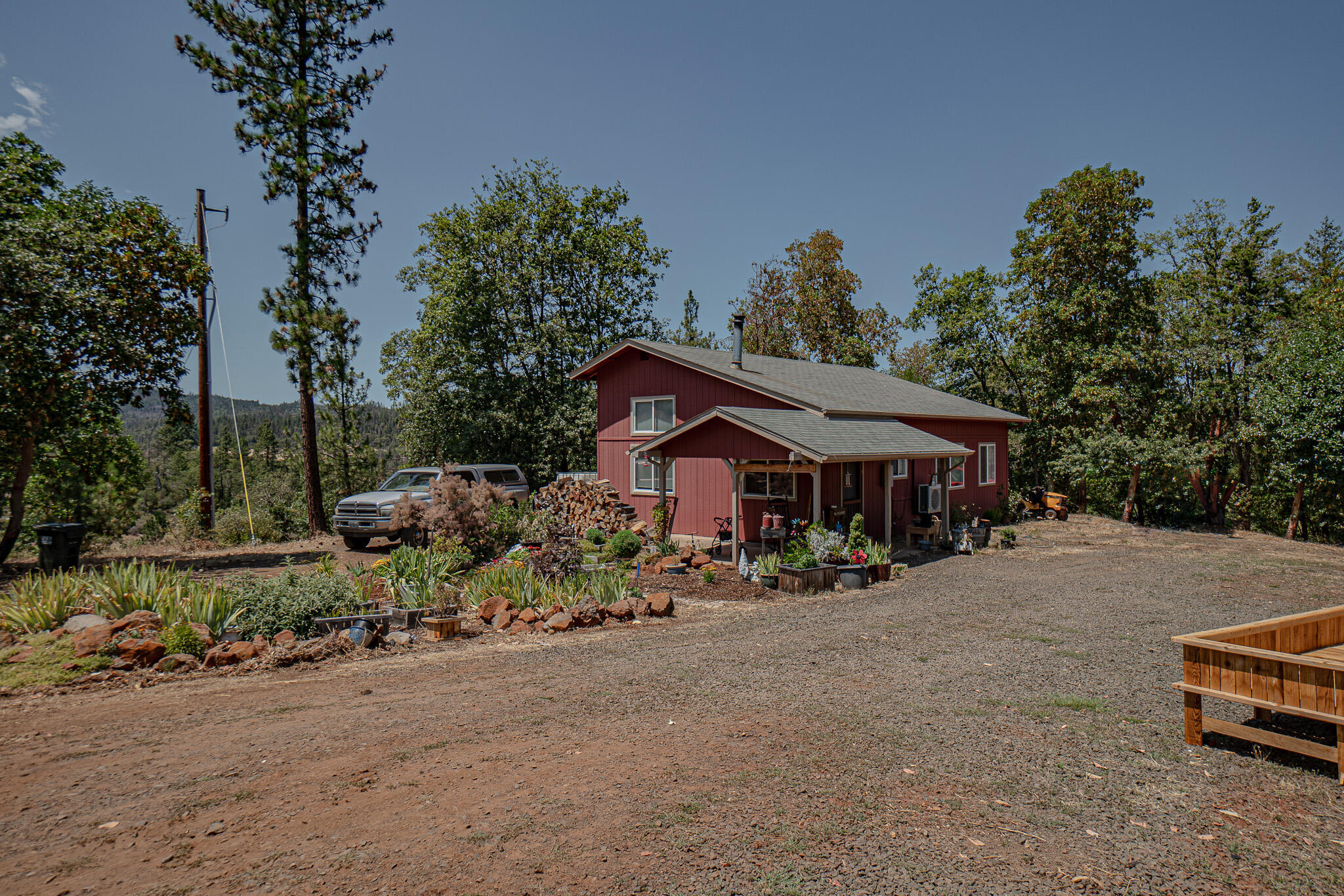 509 Derby Road  Eagle Point OR 97524 photo
