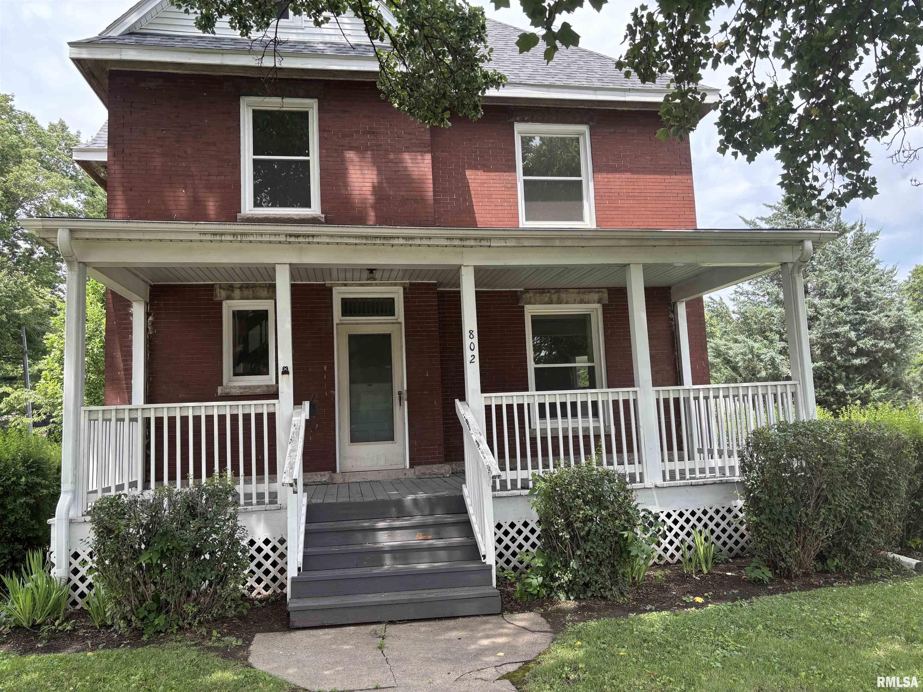 802 W 4th Street  Sterling IL 61081 photo