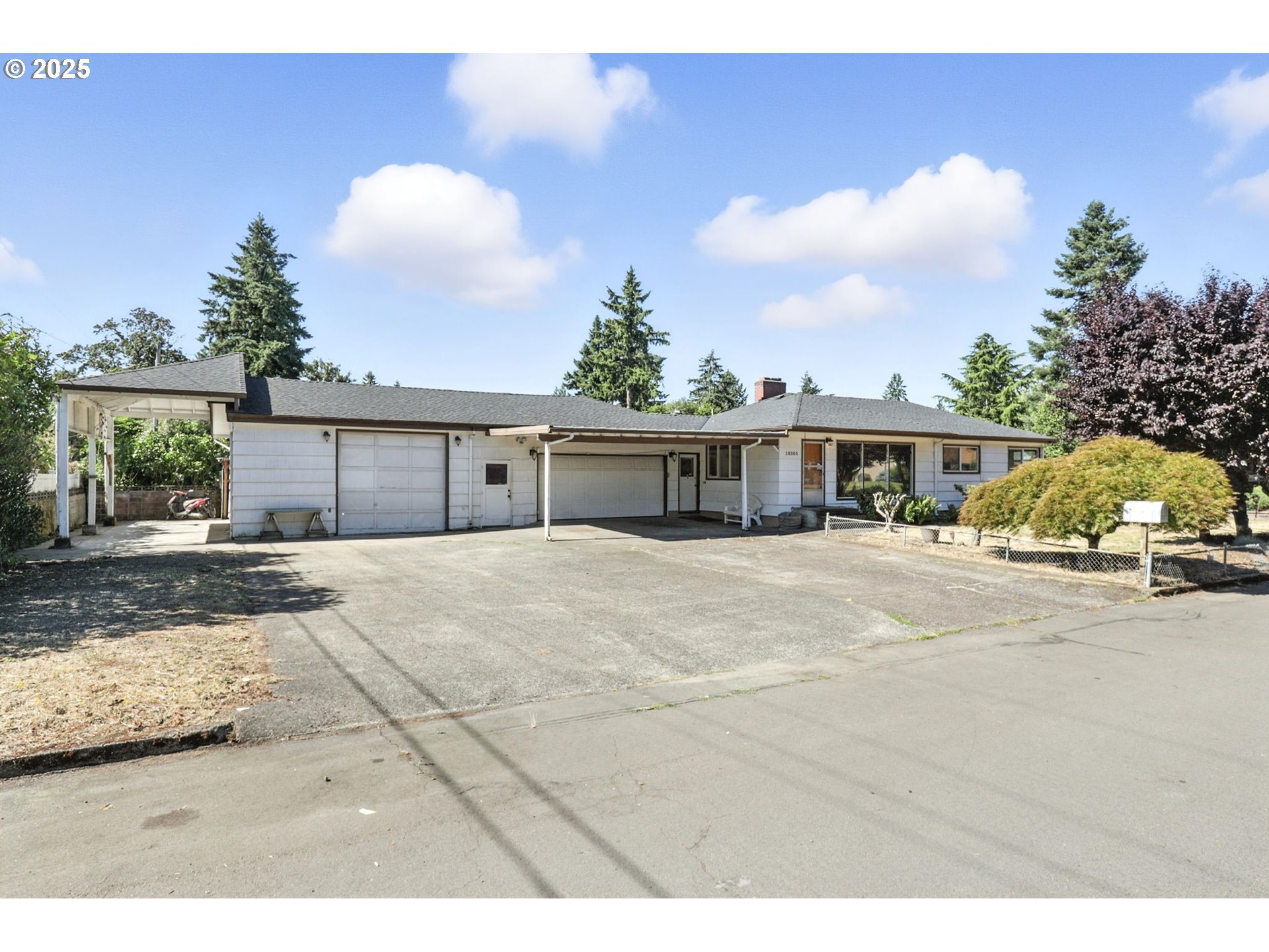 10305 St Helens Ave  Vancouver WA 98664 photo