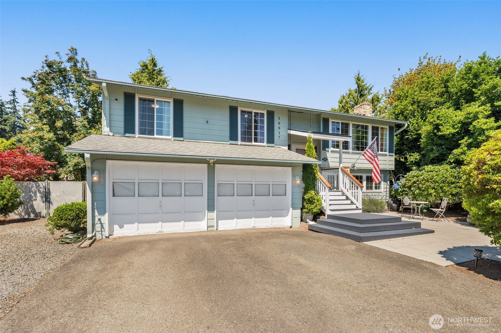 Property Photo:  30017  42nd Pl  S  WA 98001 