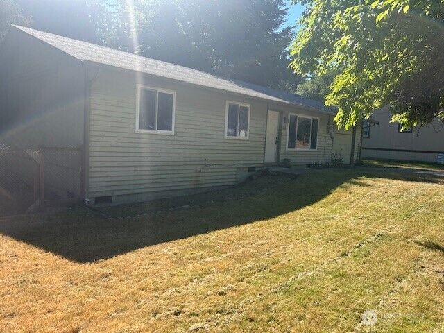 Property Photo:  5083  Hodges Avenue  WA 98260 