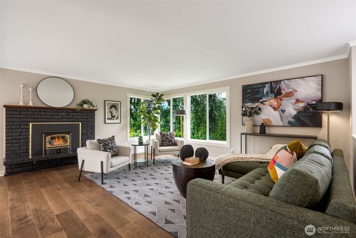 Property Photo: 8304 224th Place SW WA 98026