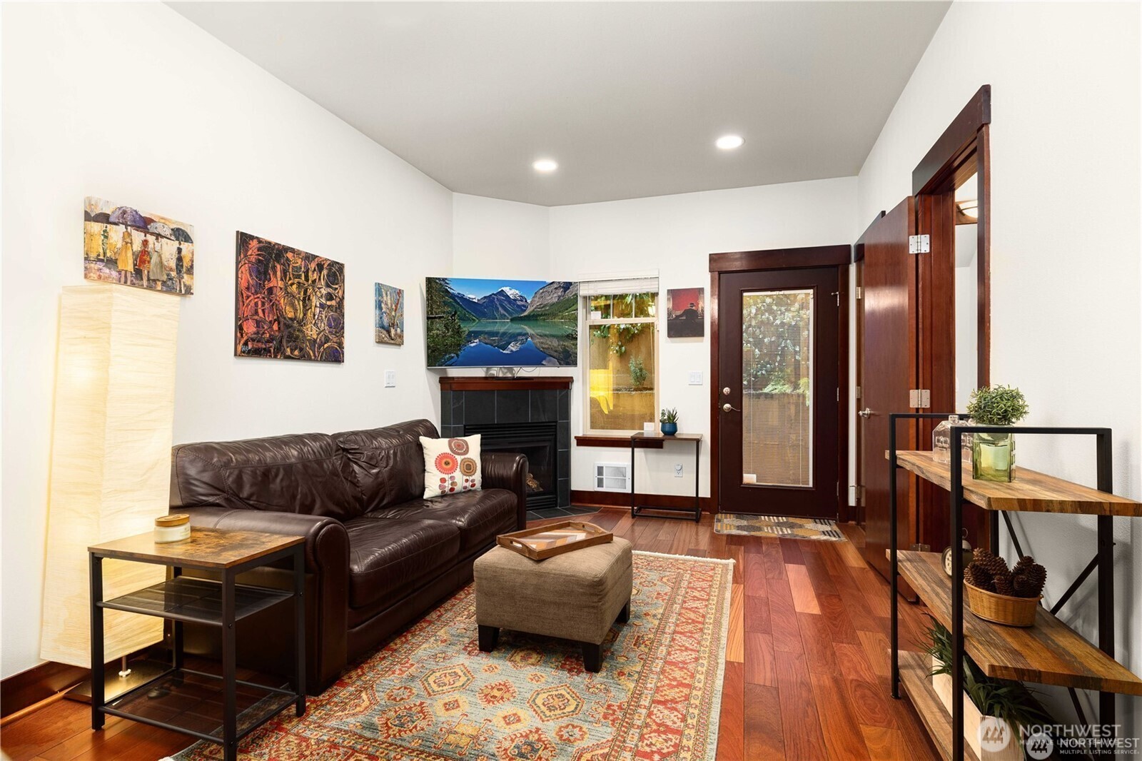 Property Photo: 1835 24th Avenue B WA 98122