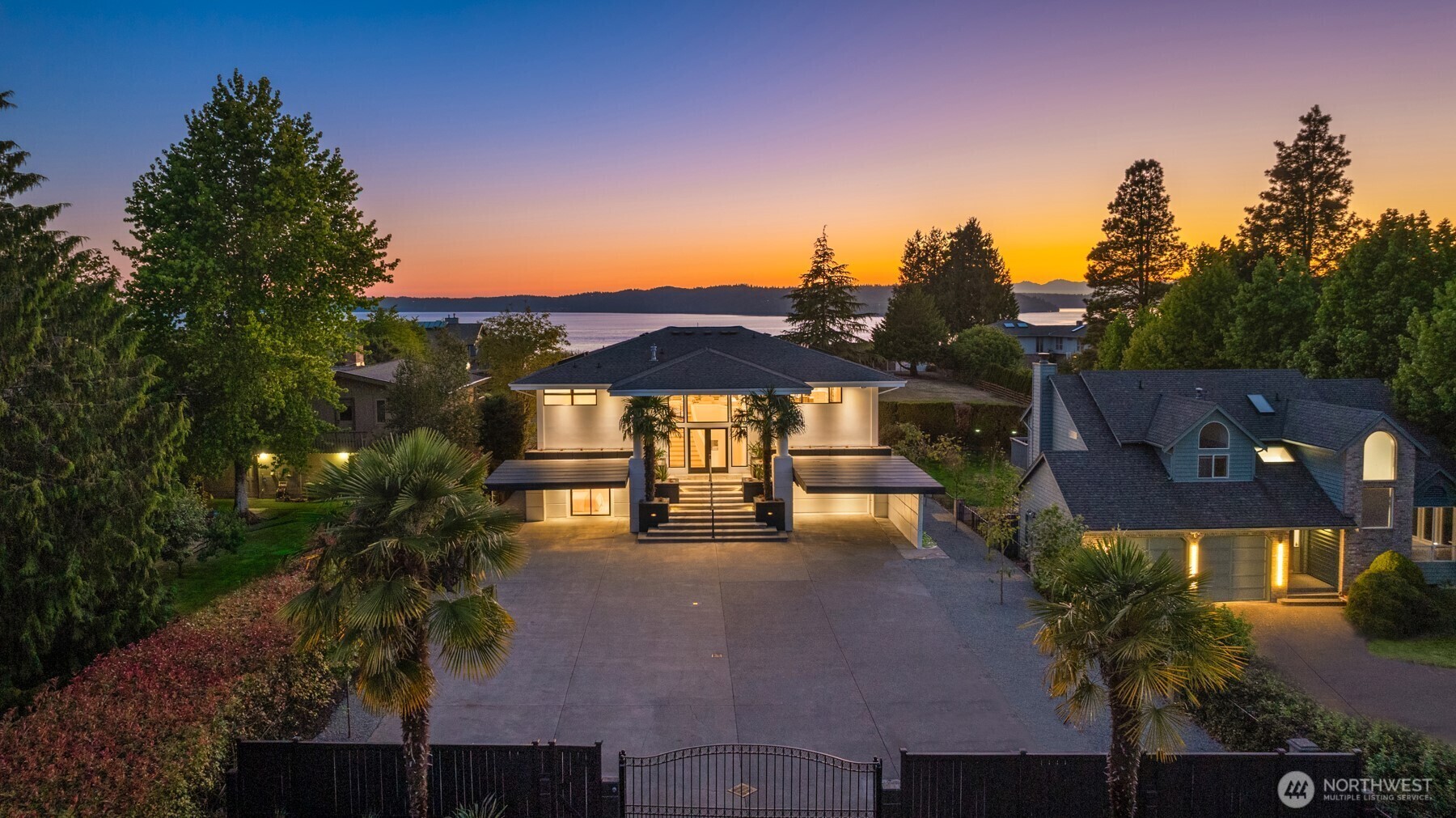 Property Photo:  24519  Marine View Drive S  WA 98198 