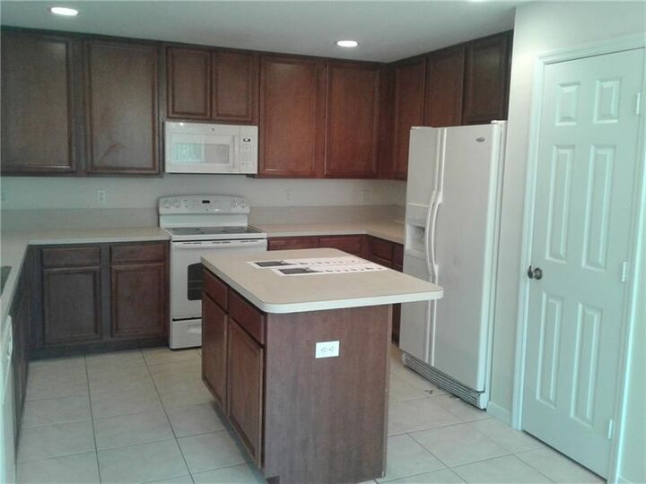 Property Photo:  1752 SW Airoso Boulevard  FL 34984 