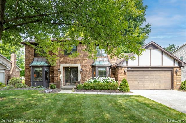 Property Photo:  16123 Nola Drive  MI 48154 