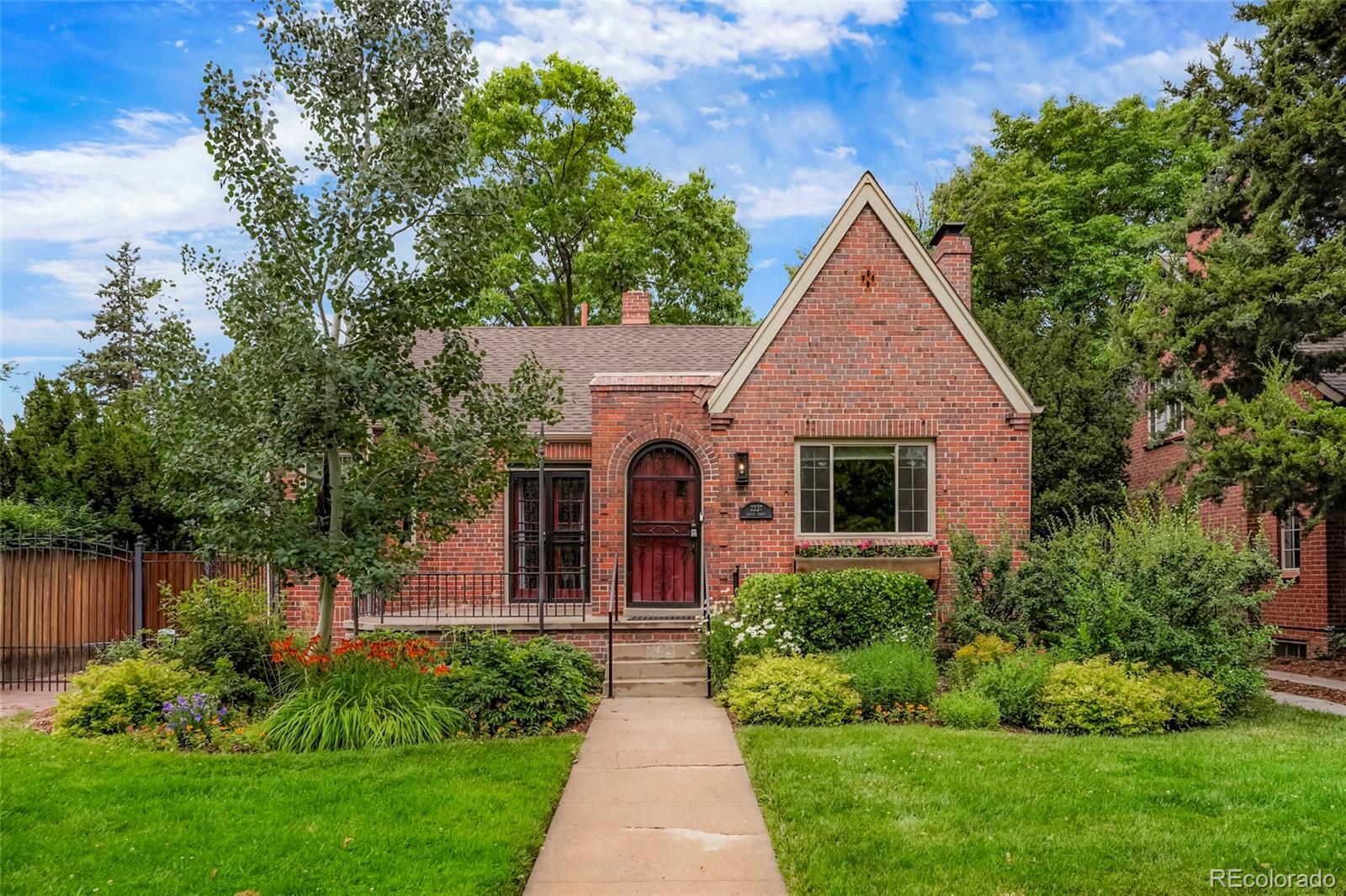 Property Photo:  2227 Locust Street  CO 80207 