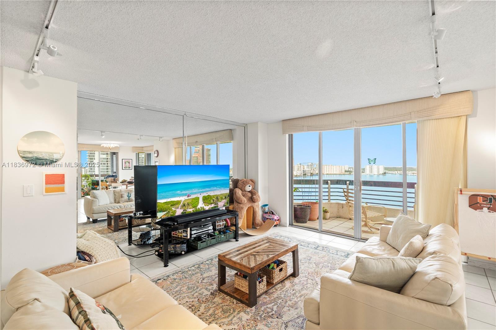 Property Photo: 19101 NE 36th Ct 2405 FL 33180