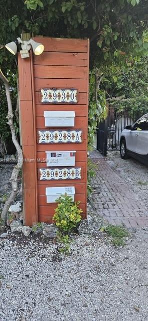Property Photo: 2928 Louise St 30 FL 33133