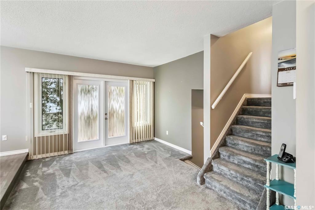 Property Photo: 347 Delaronde Road SK S7J 3Y5