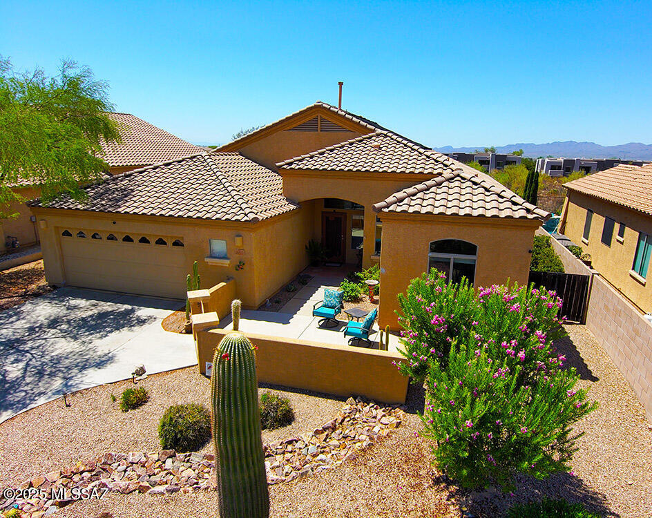 Property Photo: 5095 W New Shadow Way AZ 85658